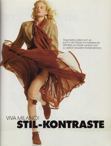 MadameDe0189_031.thumb.jpg.bf61ea6914589b97c81f44fec3ac1b41.jpg