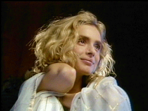 Maryam-d-Abo-Kara-Milovy-bond-girl.thumb.png.60d056b7102f49bf85c35d380b8d70cf.png