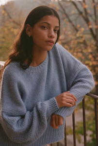 Nenes_pret-a-porter_maille_ecoresponsable_pull_alison_bleu_5_f9d2388c-b245-4934-9bb3-7d3a54123fd6.png