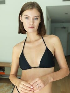 OleksaNahainikova1a7.thumb.jpg.5d093929a37e38d058cad7d812779988.jpg