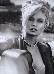 Peters_Guess_by_Marciano_Fall_Winter_2009_10_01.thumb.jpeg.b1870bede9cc2307c0d78c69bc2488bc.jpeg