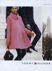 Poynter_Tommy_Hilfiger_Fall_Winter_2009_10_07.thumb.jpeg.1b67f6012c77e967594d567c4c1ea08c.jpeg