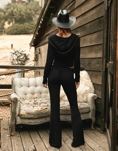ROCKYZIPHOODIE_ANITABRATOP_BUNNYBOOTYPANT_COAL_6_5ef7846c-fd5c-473e-b9e7-7b30afe2606c_1800x.jpg
