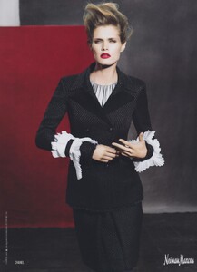 Reveriego_Neiman_Marcus_Fall_Winter_2009_10_03.thumb.jpeg.8cae38d508413ad2f6a99e4c2f5b091c.jpeg