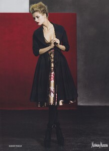 Reveriego_Neiman_Marcus_Fall_Winter_2009_10_11.thumb.jpeg.49e30c4508fa56e98c71a260b7a7f1c1.jpeg