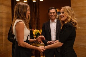 TheMorningShowS02E02-Stills-0002.jpg
