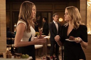 TheMorningShowS02E02-Stills-0007.jpg