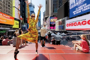 VO1224_Dance_01.thumb.webp.676e58726638238c393a2c2d95c49efe.webp