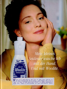 VerenaDe1091WooliteAd.thumb.jpg.5753329dd41c9e1502eca091c77c004d.jpg