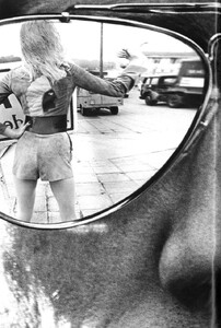 Vogue-Paris-February-1971-42.thumb.jpg.864d329eae9b26db117956fcb07f8e35.jpg