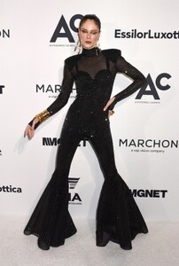 coco-rocha-at-2024-accessories-council-excellence-awards-at-pierre-hotel-in-new-york-05-07-2024-3.thumb.jpg.b59aad99467c162b7506cec48a80fb69.jpg