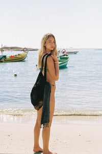 d1b3bb_a600ebc354874d8e9b4292cebb3d131a~mv2.jpg