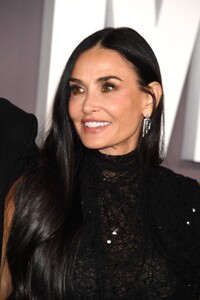 demi-moore-at-landman-premiere-in-los-angeles-11-12-2024-2.jpg