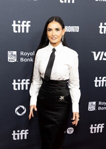 demi-moore-at-the-substance-premiere-at-2024-toronto-international-film-festival-09-05-2024-2.jpg