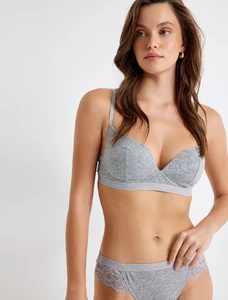 e0c87468-d8c1-4572-b463-87aa9fbdd3a6.webp
