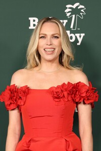 erin-foster-at-2024-baby2baby-gala-presented-by-paul-mitchel-in-los-angeles-11-09-2024-2.jpg