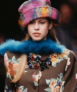 f93kenzo--490.jpg.481424dc833f1b08b3053ccf680b6636.jpg