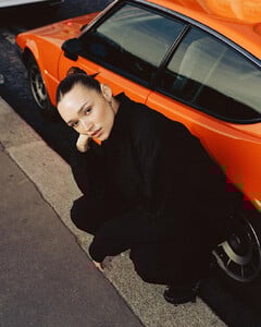 gallery_model_SB0tEHv2UCsF.thumb.jpg.bcd5e9b47130b5caf7c1a72b832eea3a.jpg