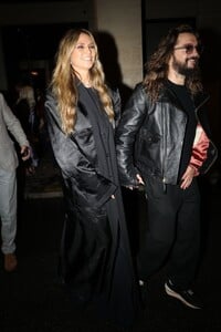 heidi-klum-and-tom-kaulitz-arrives-at-vetements-party-at-costes-in-paris-09-27-2024-6.jpg