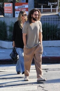 heidi-klum-and-tom-kaulitz-out-in-west-hollywood-10-01-2024-5.jpg
