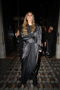 heidi-klum-at-the-vetements-party-at-costes-in-paris-during-fashion-week-29823762818.jpg