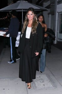 heidi-klum-celebrates-her-son-s-19th-birthday-at-mr.-chows-in-beverly-hills-09-13-2024-6.thumb.jpg.362727e22eef8f3a4ff366acbcb19b98.jpg