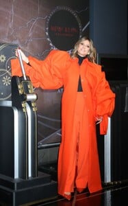 heidi-klum-lights-up-empire-state-buiding-for-halloween-in-new-york-10-29-2024-3.jpg