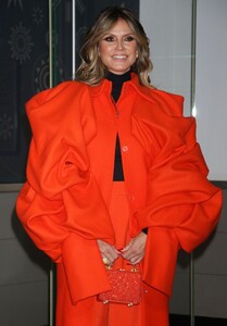 heidi-klum-lights-up-empire-state-buiding-for-halloween-in-new-york-10-29-2024-6.jpg
