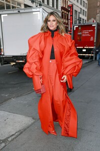 heidi-klum-out-and-about-in-new-york-10-29-2024-0.jpg