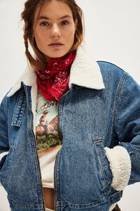 images.urbndata-1.thumb.jpg.c0a8fb4446486cb14ede5748c0981e95.jpg