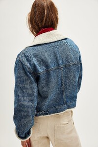 images.urbndata.thumb.jpg.21253670be9312ad95b67411db9313f1.jpg