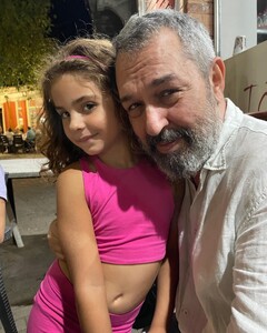 img_pomQnJC.jpg