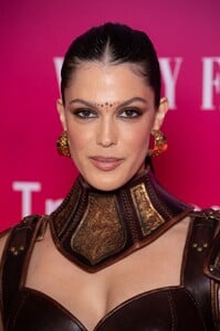 iris_mittenaere_-_in_paris_20241031__1_.jpg