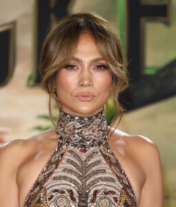 jennifer-lopez-at-wicked-premiere-in-los-angeles-11-09-2024-8.jpg