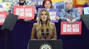 jennifer-lopez-speak-at-kamala-harris-rally-in-las-vegas-10-31-2024-0.jpg
