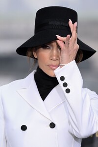 jennifer-lopez-unstoppable-photocall-in-london-11-07-2024-6.jpg
