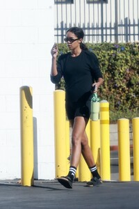 laura-harrier-arrives-at-morning-pilates-class-in-los-feliz-11-04-2024-3.jpg