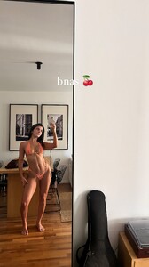 mariafllorenncia_d737087bd9ec4d2b99ac53442ded6b90.jpg