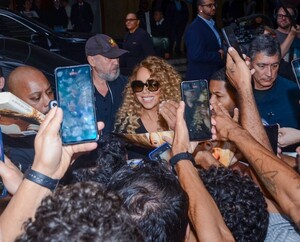 mariah-carey-leaves-her-hotel-in-sao-paulo-09-19-2024-2.jpg