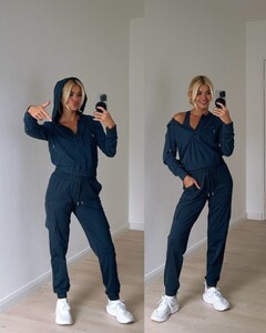 mollygram.com_InstagramPost_pamela_rf_3485805869117111504.thumb.jpeg.5f44cc4a47c67ad494884770b712e234.jpeg