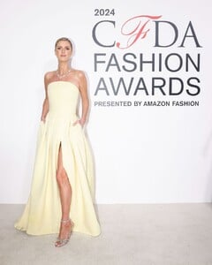 nicky-hilton-at-cfda-fashion-awards-at-american-museum-of-natural-history-in-new-york-10-28-2024-1.jpg
