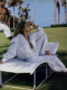 nothing_summer_20.thumb.jpg.c5de0409d6c0f3438acace82737ee6aa.jpg