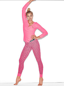rachelVS564807.jpg
