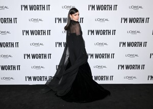 sofia-carson-at-l-oreal-paris-women-of-worth-celebration-11-21-2024-2.jpg