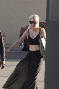 tori-spelling-arrives-at-dancing-with-the-stars-studio-in-los-angelea-09-14-2024-6.jpg
