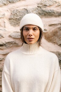 yse-accessoire-bonnet-bonny-ivoire2.jpg