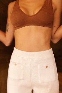 yse-vestiaire-pantalon-frisson-dhiver-vanille5.jpg