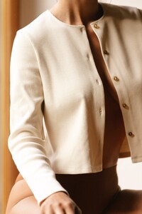 yse-vestiaire-t-shirt-frisson-dhiver-vanille12.jpg
