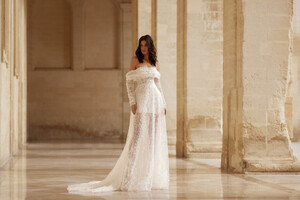 zircon-zircon-blouse-zircon-skirt--1240x827.jpg