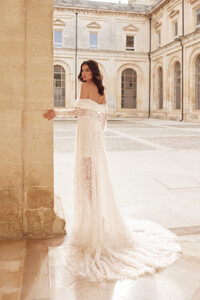 zircon-zircon-blouse-zircon-skirt-1-1-827x1240.jpg